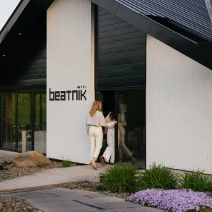 Credit Beatnik 0F8A0775