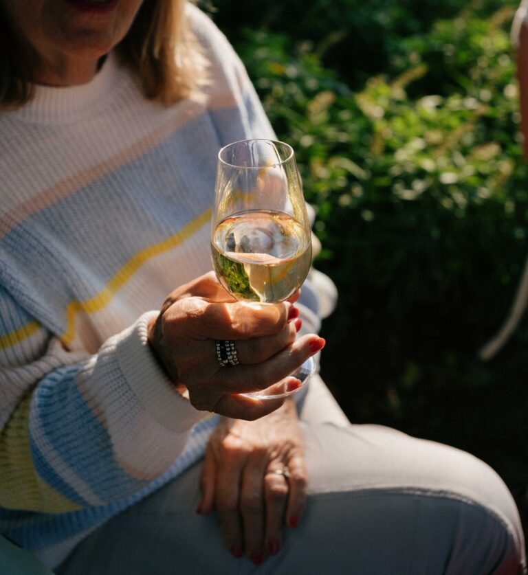 Mères de famille et vigneronnes: deux femmes en or de La Route des vins